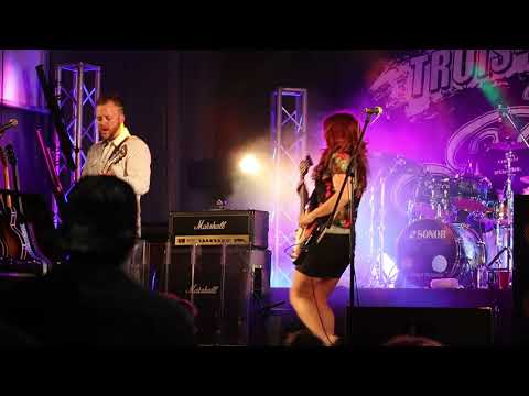 Danielle Nicole Band  Trois - Rivieres en Blues