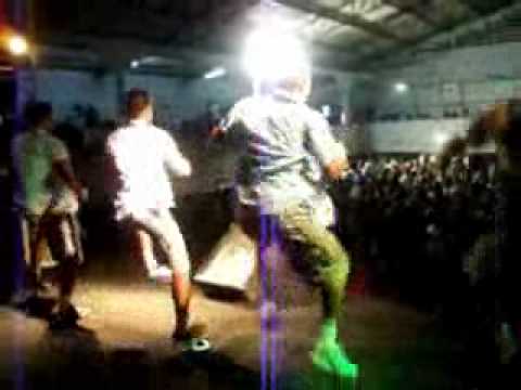 Os Hawaianos - tremidinha andando art dancewmv