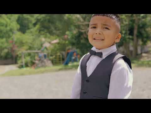 MI CHICA PREFERIDA   EL PEQUEÑO CANTANTE