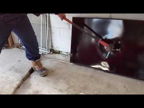 Sledgehammer VS flat screen tv
