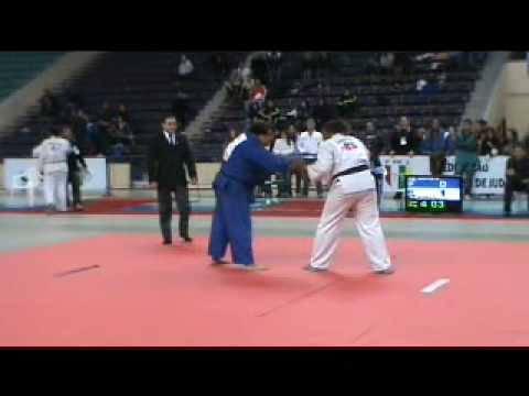 Final da categoria pesado entre Rochele Nunes (RS) e Marília Santos (SP)