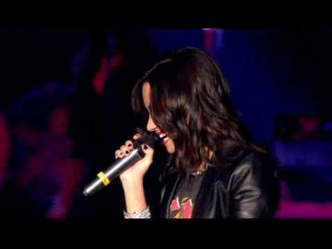 01. Demi Lovato - La La Land (Live At Wembley Arena)
