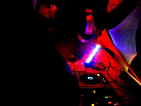 Yalta + Groove Dj set @ Syntetych Lifes