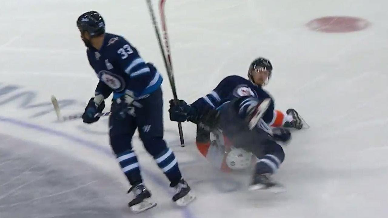 Vidéo: HAHA!!!! LE PLUS GRAND HIGHLIGHT de LA CARRIÈRE de Jordan Weal..