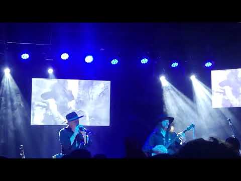 Dirtwire at The Broad Brool Opera House - April 14, 2023