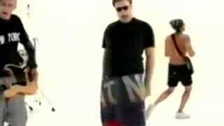 Mucky Pup &quot;Hippies Hate Water&quot; (1991)