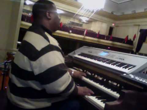 ron can play that organ doc!!!.mov