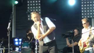 Renaud - Elle est facho (2006)