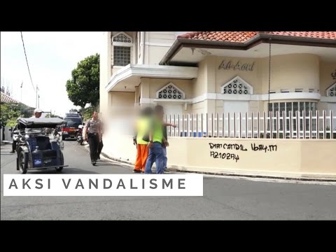 NET JABAR – PELAKU AKSI VANDALISME MASJID DAN TMP DITANGKAP