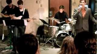 Schizophrenic jazz group plays love songs