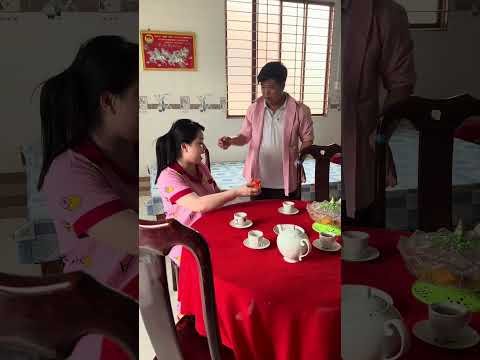 Anh gh￼ể vào phòng hốt luôn em vợ #shortvideo #haihuoc