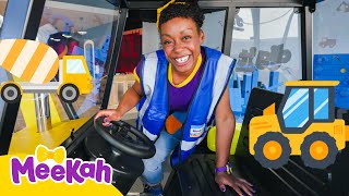 Meekah Bakes a Friendship Cake for Blippi and Learns About Primary Colours | Meekah