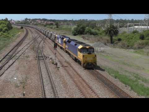 DL41 & 8160 - Port Waratah to Narrabri - 25th December 2016