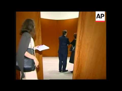 Preview of exhibition of massive Richard Serra sculptures