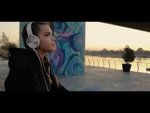 Bojana Radovanovic - Nothing breaks like a heart (Cover)