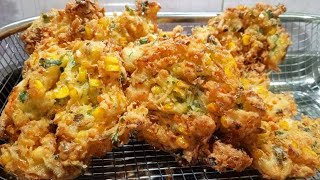 Download lagu Cara bikin bakwan jagung renyah tidak lembek tanpa telur // gorengan bakwan terlaris mp3