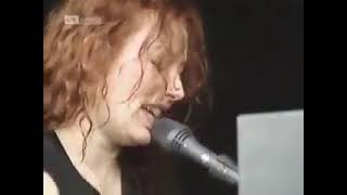 Tori Amos - God - Live @ Glastonbury Festival 1998 (Live Music Video)