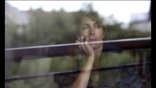 Kari Bremnes: Kåpa i Milano.avi