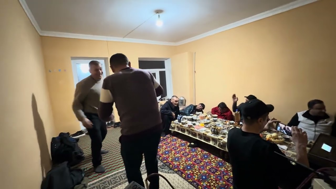 Ayay yay Abdulla voy Abdulla .Dilmurod Madmusayev & Ayubjon Usmonov 