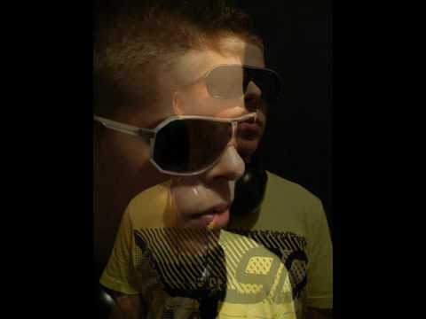 Marko Radeta Feat. Marko Dreznjak & Nina Kosanic - Monotonija [ELECTROLUTION 2010]