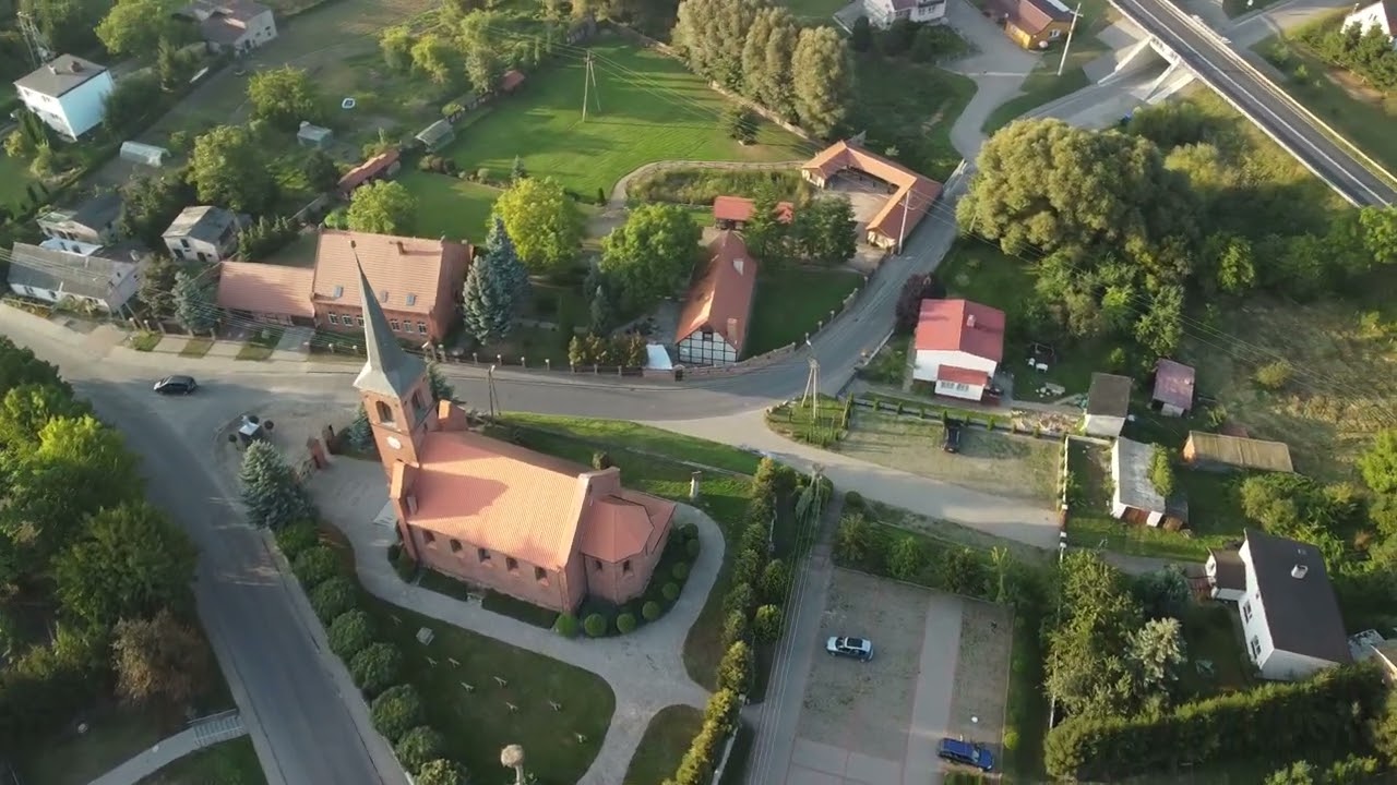 Stara Łubianka Kościół