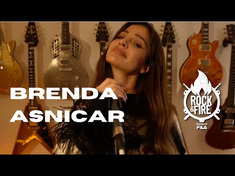 BRENDA ASNICAR canta en Rock and Fire