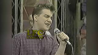 Los Fabulosos Cadillacs &quot;Basta de llamarme así&quot; @ Feliz Domingo, Canal 9, Buenos Aires 7/9/1986