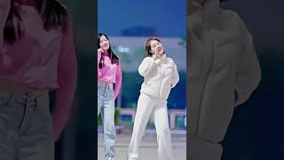 Download lagu 1月5日 41 #dance #weareblessedtobeablessing #intheheartofchanginglive #beauty mp3