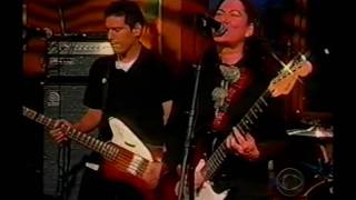 The Breeders - Huffer (Live)
