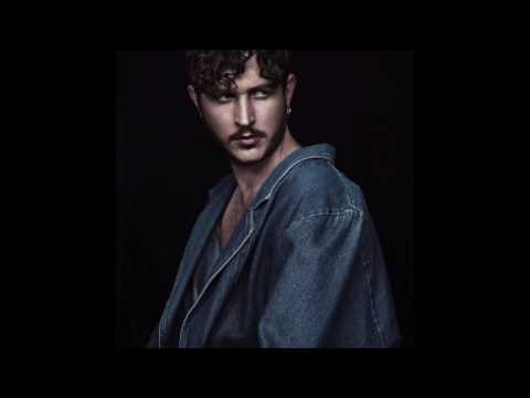 Oscar and the Wolf - So Real (Official Audio)