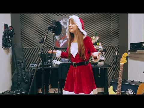 Wiktoria Lewicka -  All I Want For Christmas Is You