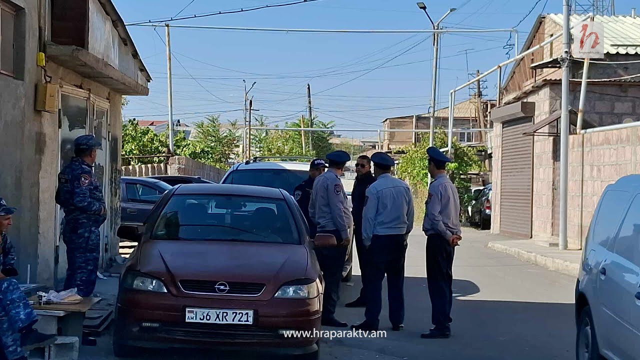 Ախտոյանների տունը ոստիկանությունը շրջապատել է. Ինչ է կատարվում Մերձավանում
