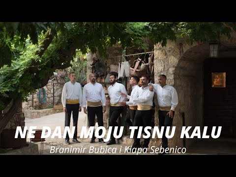 Ne Dan Moju Tisnu Kalu / Branimir Bubica i Klapa Sebenico (Official Video)