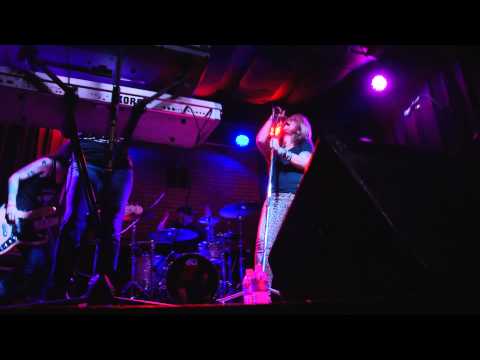 Sail (awolnation cover) Dari Mahnic with Someday Souvenir