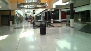 preview picture of video 'Crestwood Mall Final Walk Through'