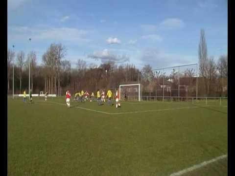 MVV B1 - Blauw Geel'38/OW B1 3-0 (O o Djavy)