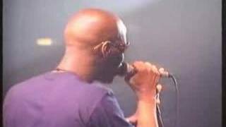 Earthling- Nefisa live