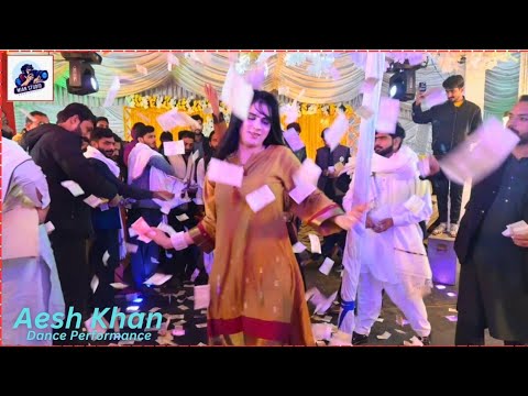 Aenu Ishq Di Hathkadi Lawan || Aesh Khan || Mujra Dance Performance 2025 Mian Studio