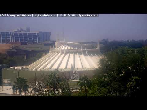 Live webcam of Disneyland Cam