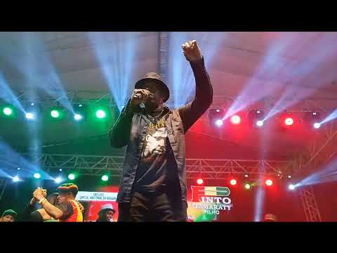 Kevin Isaacs - Objection Overruled (Live In Brazil)