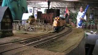 preview picture of video 'Saginaw River Valley Model Railroad Club at the Saginaw County Fair 2009 Video 5'