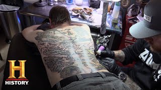 Alone: Bonus - Larry Gets a Tattoo (Season 5) | History