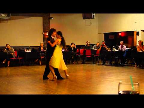 Leonel Hung-Yut Chen y Florencia Hwayi Han - Milonga Tango Mio 3