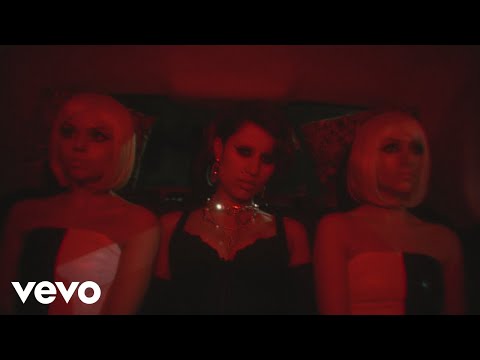 RAYE - Escapism. feat. 070 Shake (Official Music Video)