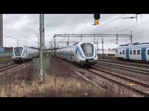 Tåg i Älvsjö och Upplands Väsby