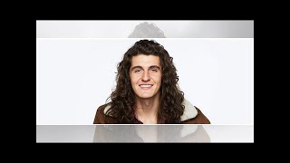 American Idol: Cade Foehner Rocks Out To ‘Santana’ As Katy Perry Takes A Piece Of His Hair