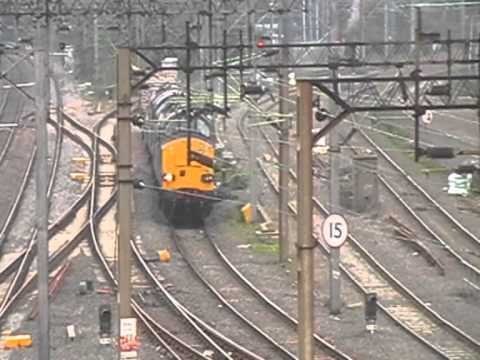 37`s At Willesden Junction