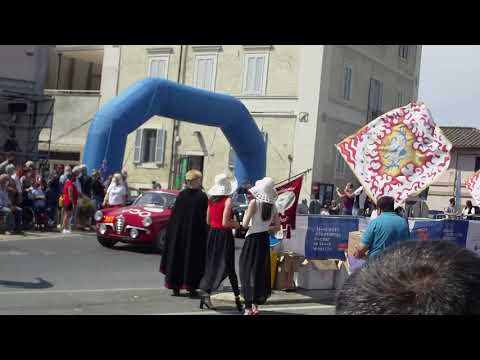 passaggio della Mille Miglia 2021 ad Amelia