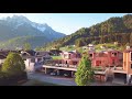 So schaut der Frühling in den Alpegg Chalets am Fuße der Steinplatte Waidring aus.