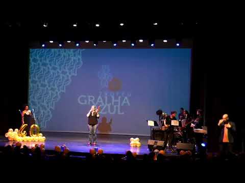 Troféu Gralha Azul 2023 - Anne Celli ganha por Melhor Direção